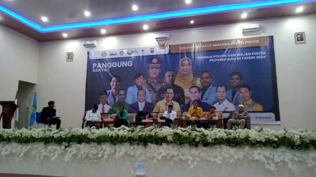 Panggung Rakyat, 7 Partai Politik Go To Campus UNRI Membahas Wajah Politik Provinsi Riau Di Tahun 2024