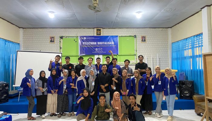 Badan Eksekutif Mahasiswa (BEM) Insitute Kesehatan Dan Bisnis Sitti Fatimah Mamuju Mengadakan Pelatihan Digitalisasi