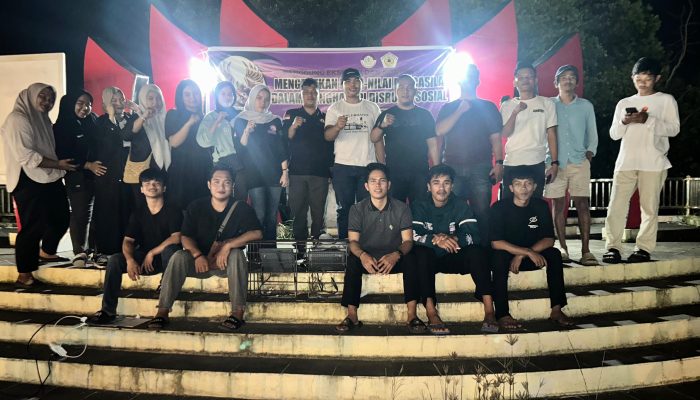 BEM Fakultas Hukum Universitas Tomakaka Mamuju menggelar kegiatan Nobar Film bertema Kebangsaan serta Panggung Ekspresi Sebagai Wadah Kreativitas Mahasiswa