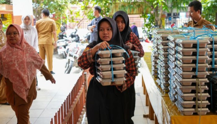 Jaga Layanan saat Lebaran, Distribusi MBG Gunakan Skema Paket Bundling