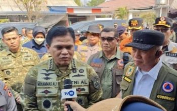 Situasi Karhutla di Kalsel Relatif Terkendali, KSAL Puji Sinergi Tim Gabungan