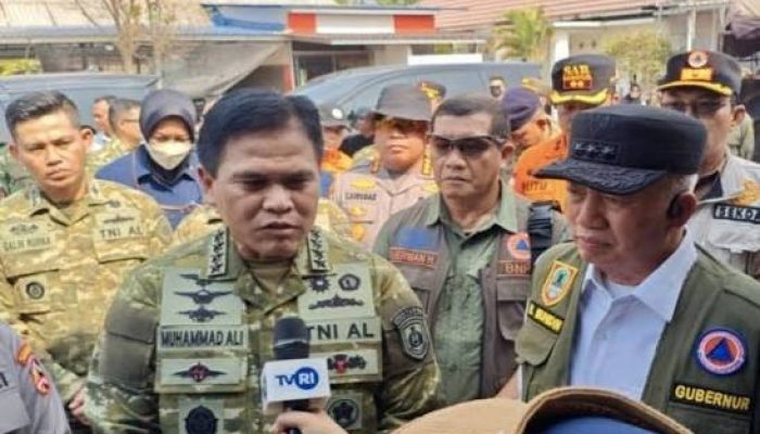 Situasi Karhutla di Kalsel Relatif Terkendali, KSAL Puji Sinergi Tim Gabungan